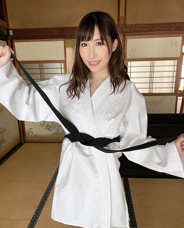 日下部加奈(kusakabe-kana)在线作品adn-365剧情简介和封面欣赏 的第2张图片